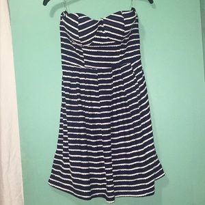 Navy blue flowy dress strapless💙